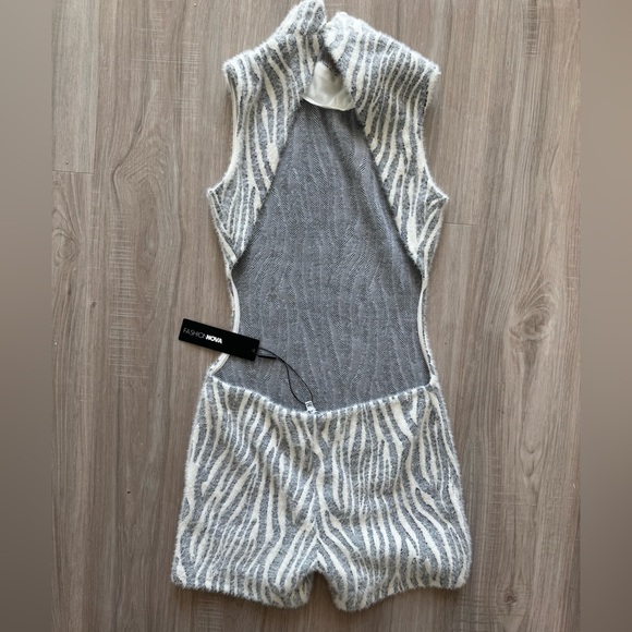 Fashion Nova Romper - Picture 4 of 4